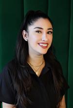 A picture of Jennifer Cruz.
